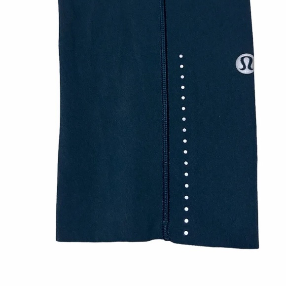 Lululemon Athletica Fast & Free Crop II *Nulux 19" Women’s size 4 in True Navy - Picture 10 of 10